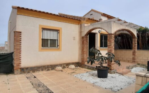 Chalet en venta en Polop.