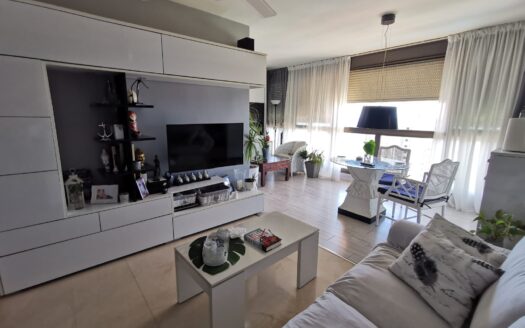 Penthouse with great views of the sea and the city of Benidorm!