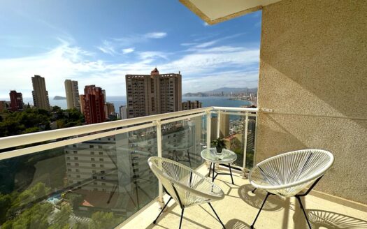 Great apartment with a view of the sea and of Benidorm