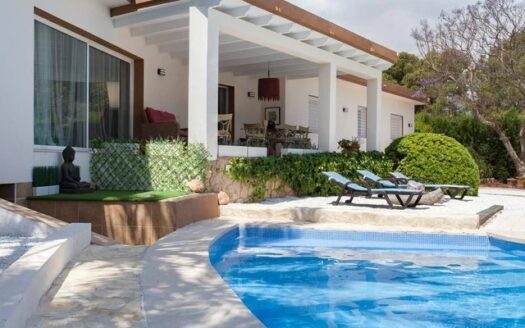 Villa in Albir